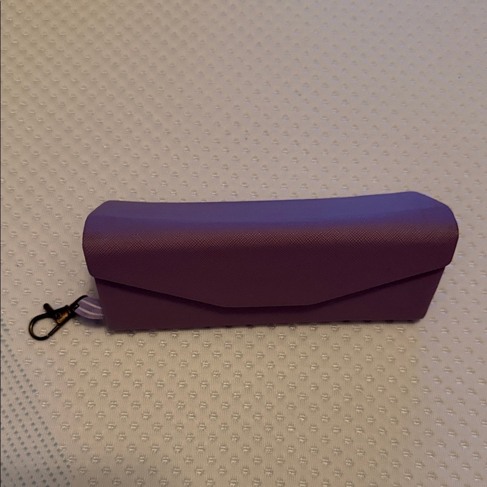 Lavender Sunglasses Case with Clip